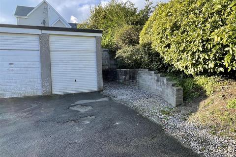 41 Alexandra Road, St Austell, PL25 4QW