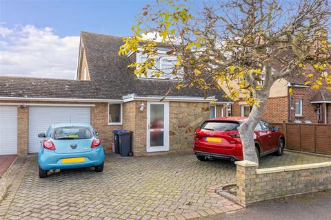21a Cokeham Road, Sompting, Lancing, BN15 0AE