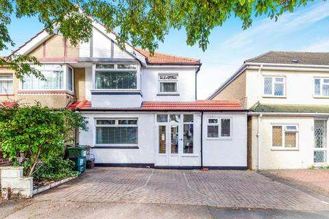14 Gassiot Way, Sutton, SM1 3BA