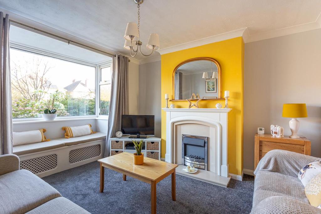 Willingham Road, Knaith Park... 3 bed semidetached house £200,000