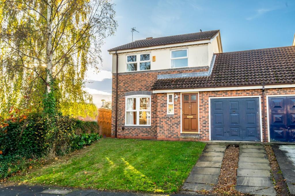 Tedder Road, York 3 bed link detached house £265,000