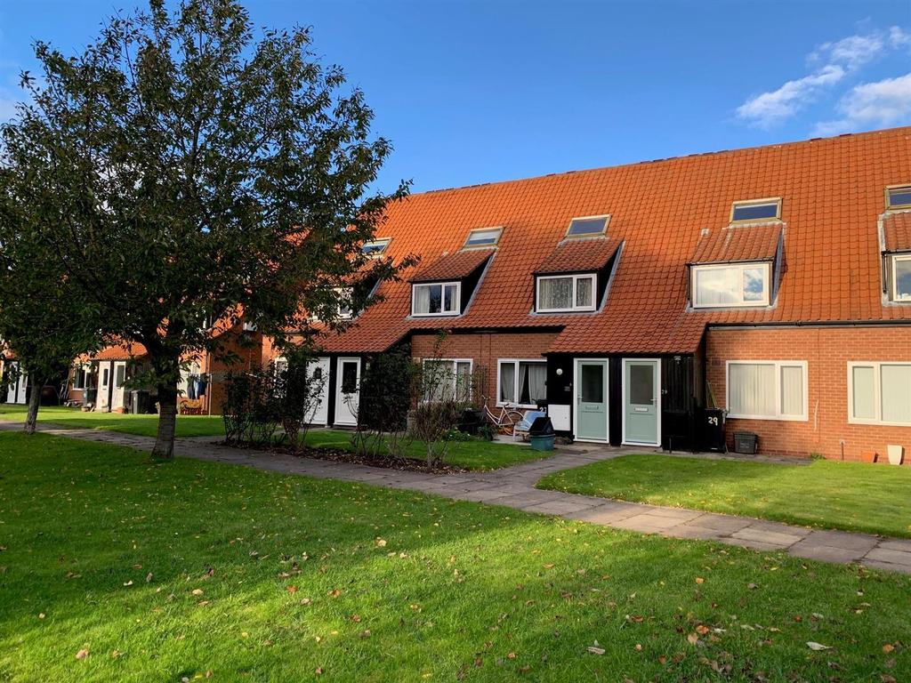 Willow Bank, New Earswick, York 1 bed flat £725 pcm (£167 pw)