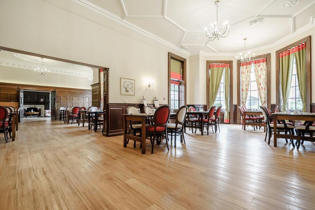 Kenton Lodge Dining room.jpg