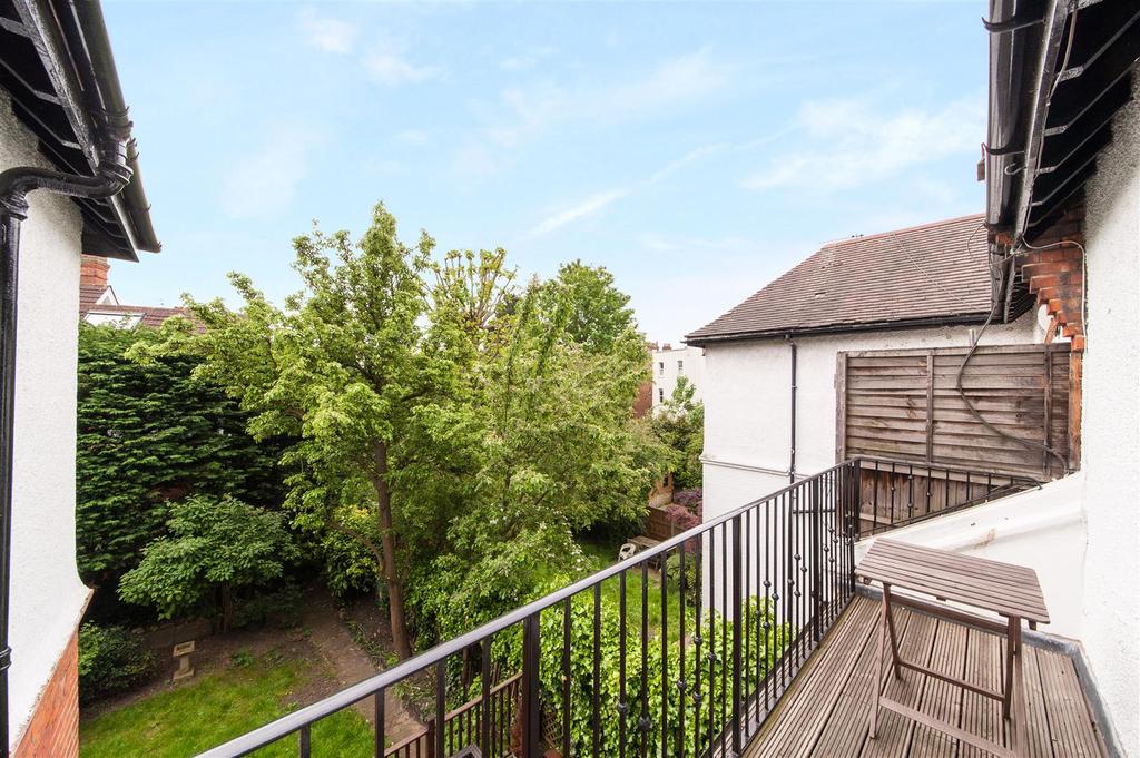 West End Lane, West Hampstead NW6 1 bed flat £1,733 pcm (£400 pw)