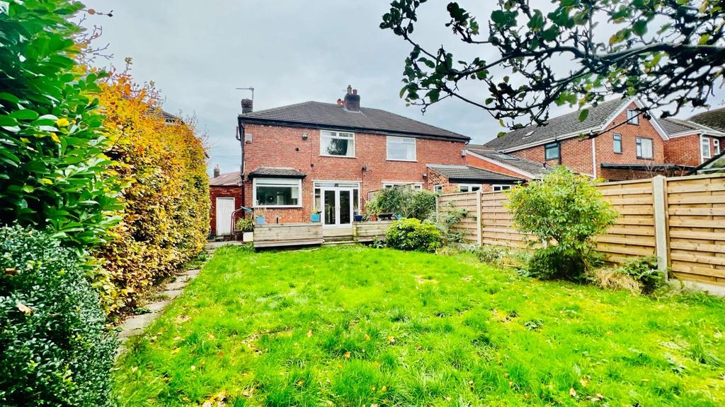 Egerton Road South, Chorlton 3 bed semidetached house £380,000