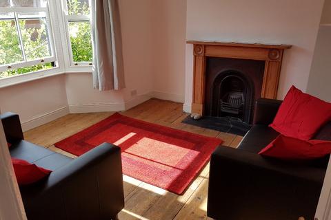 4 bedroom terraced house to rent, Homefield Road, Heavitree, Exeter, EX1