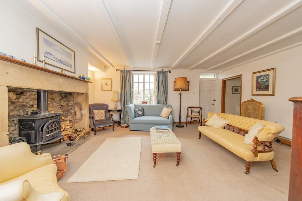 Great Whittington NE19 3 bed detached house £595,000