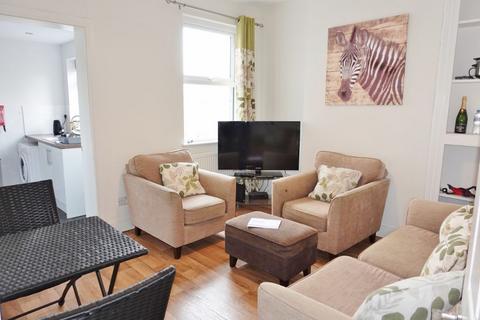 1 bedroom in a house share to rent, Field Terrace Road, Newmarket