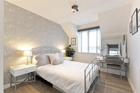 31 Derwent Chase, Waverley, Rotherham, S60 8AT