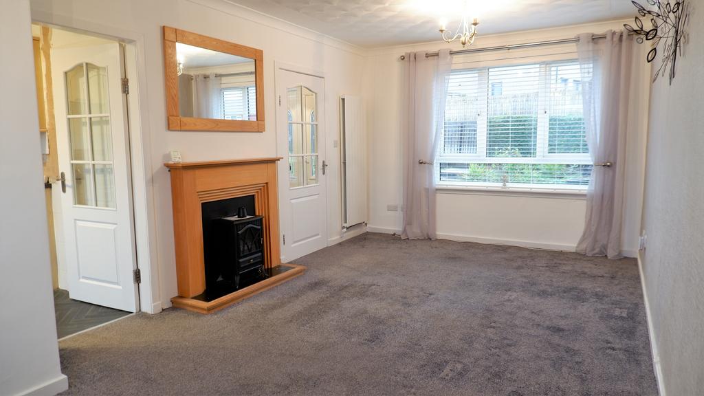 Fenwick Drive, Barrhead G78 2 bed semidetached house £115,000
