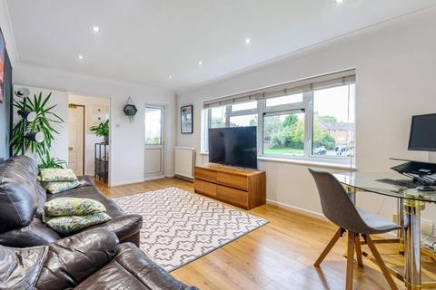 195 Cabell Road, Guildford, GU2 8JN