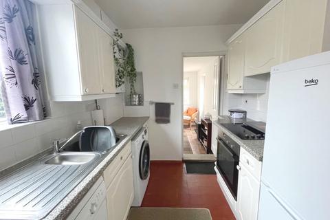 22 Gloucester Avenue, Northampton, NN4 8QE