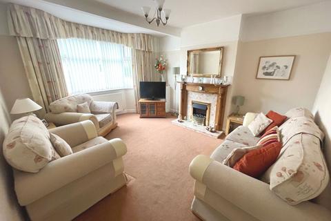22 Gloucester Avenue, Northampton, NN4 8QE
