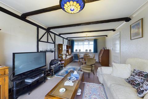2 bedroom detached house to rent, Deane Avenue, Ruislip Manor, London, HA4