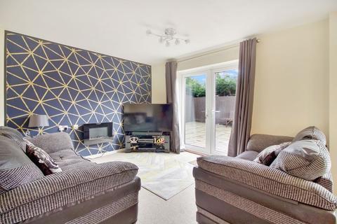 3 bedroom semi-detached house for sale - Wenham Road, York YO24 3GH