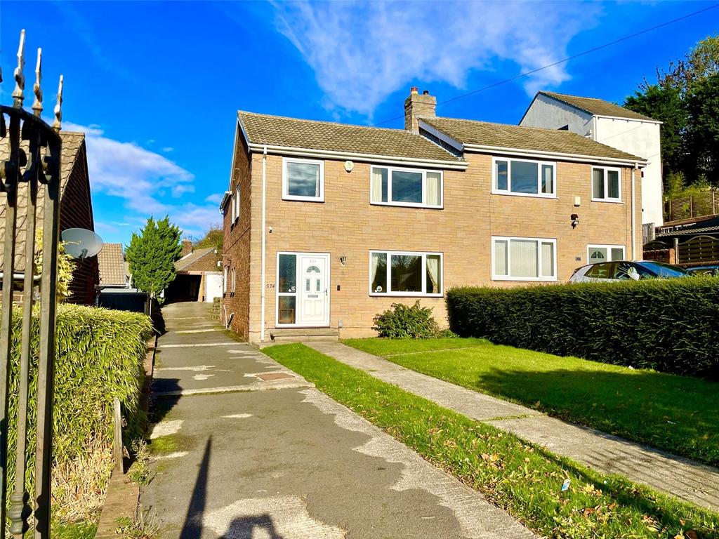 Doncaster Road, Ardsley, S71 4 bed semidetached house £170,000