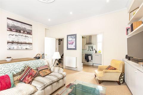 3 bedroom maisonette to rent, Dawes Road, London
