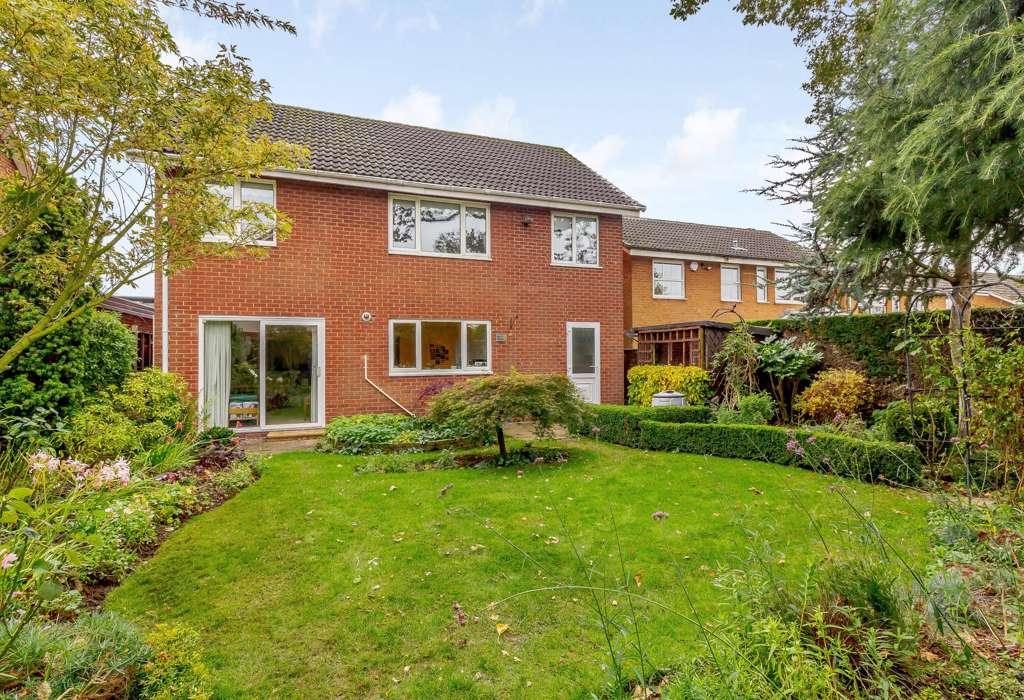Starbold Crescent, Knowle, Solihull... 4 bed detached house £650,000