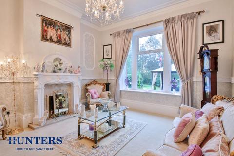 2 Ashdene, Rochdale, OL12 6DJ