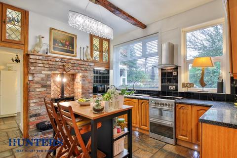 2 Ashdene, Rochdale, OL12 6DJ