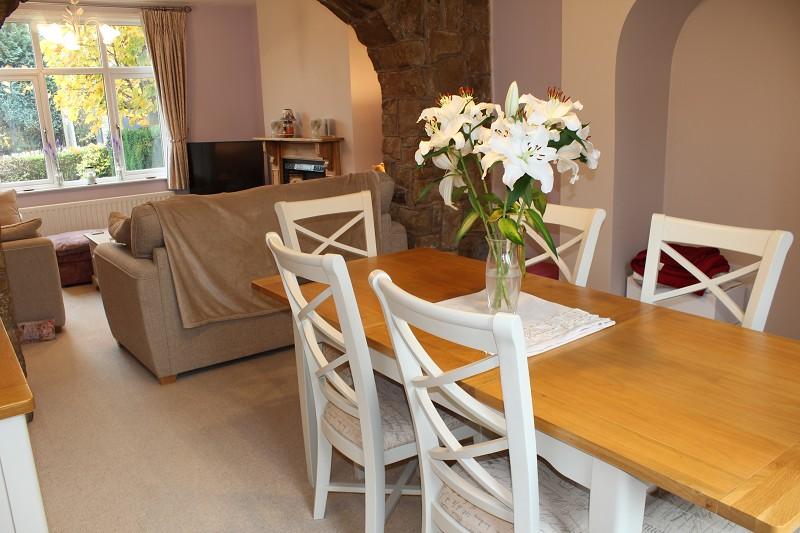 Lounge / Dining Room 2