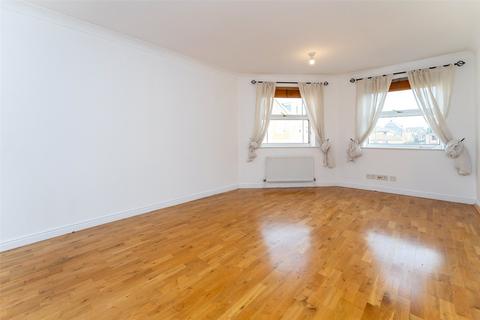 2 bedroom flat to rent, Parham House, Chatsworth Square, Hove, East Sussex, BN3