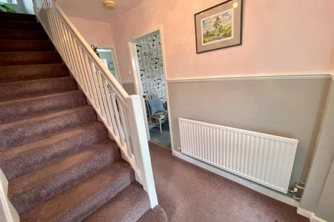 19 Draycott Crescent, Cam, Dursley, GL11 5LW