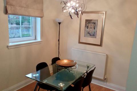 3 bedroom flat to rent, Powderhall Brae, Powderhall, Edinburgh, EH7
