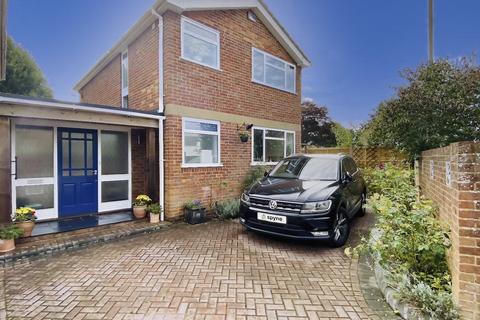 3 bedroom link detached house for sale, Straight Bit, Flackwell Heath, Buckinghamshire, HP10