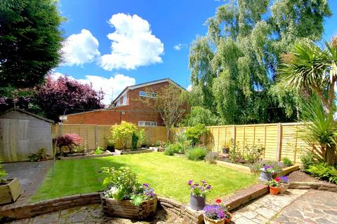 3 bedroom link detached house for sale, Straight Bit, Flackwell Heath, Buckinghamshire, HP10