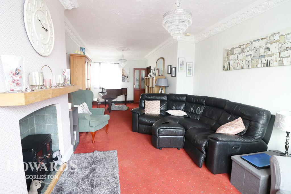 Southtown Road, Great Yarmouth 4 bed terraced house £220,000
