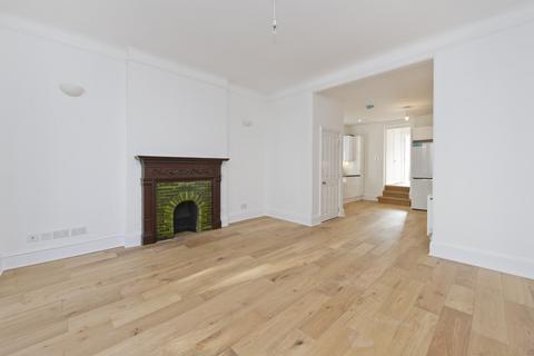 4 bedroom maisonette to rent, St Quintin Avenue, London, W10