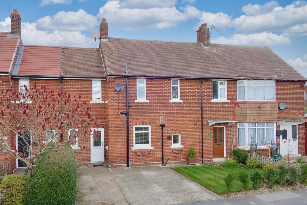 The Oval, Pocklington 4 bed terraced house £230,000