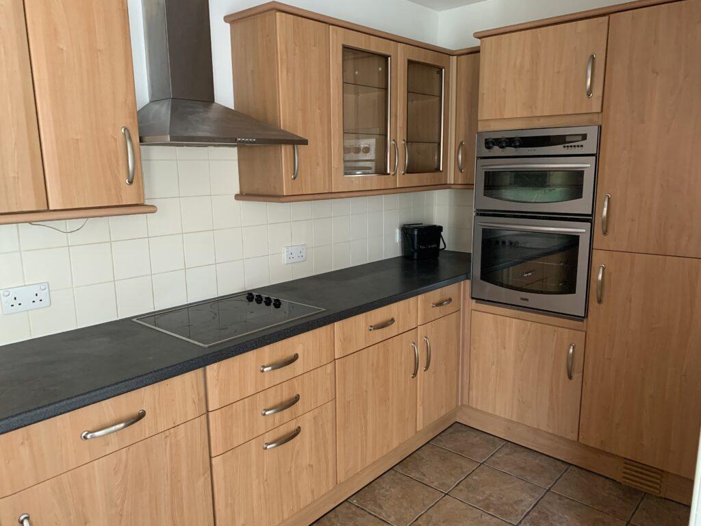 MARY HERBERT STREET, COVENTRY 4 bed semidetached house £1,050 pcm (£