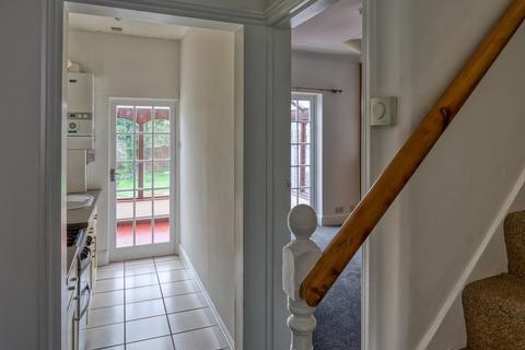 16 Bay View, Paignton, TQ3 2DL