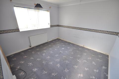 11 Ingram Crescent, Dunscroft, Doncaster, DN7 4JG