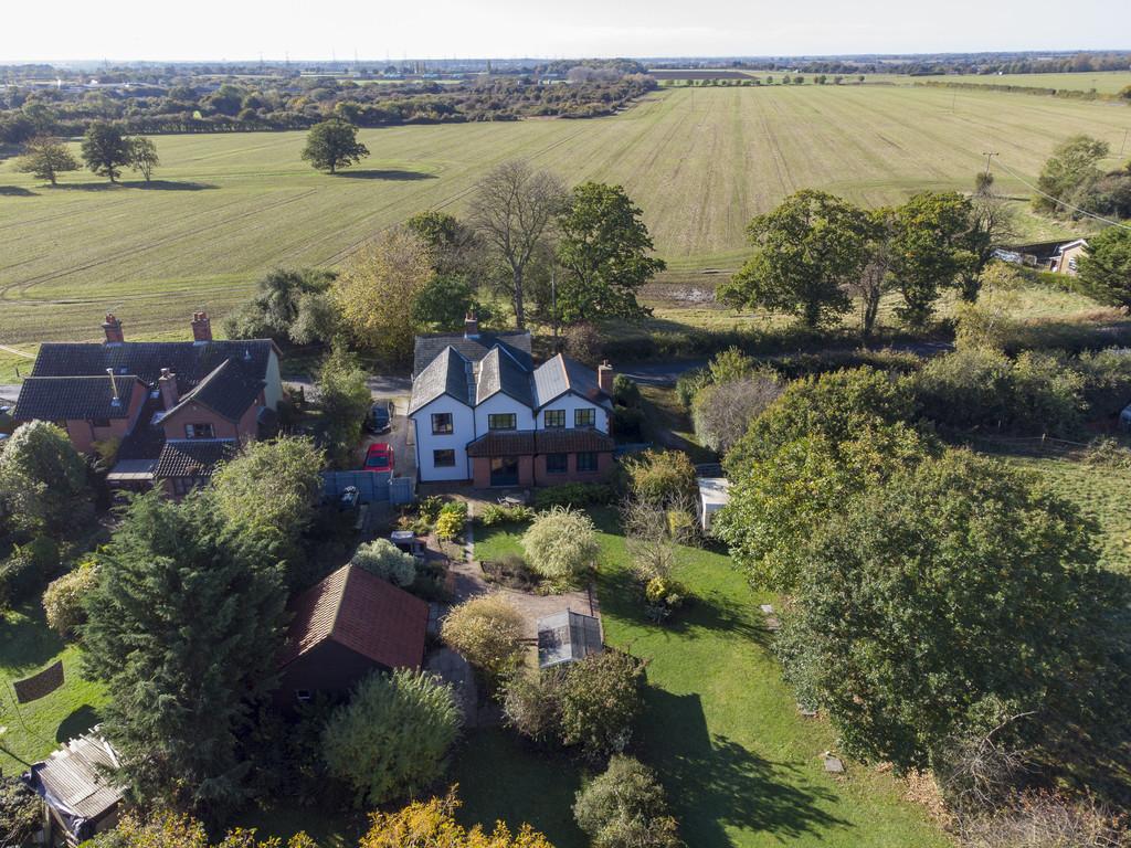 Debach Fenn Wright Signature 6 bed detached house £850,000