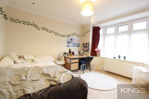 undefined, Elmsleigh Gardens, Southampton