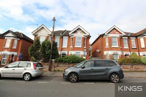 6 bedroom semi-detached house to rent, Highfield Crescent, Southampton