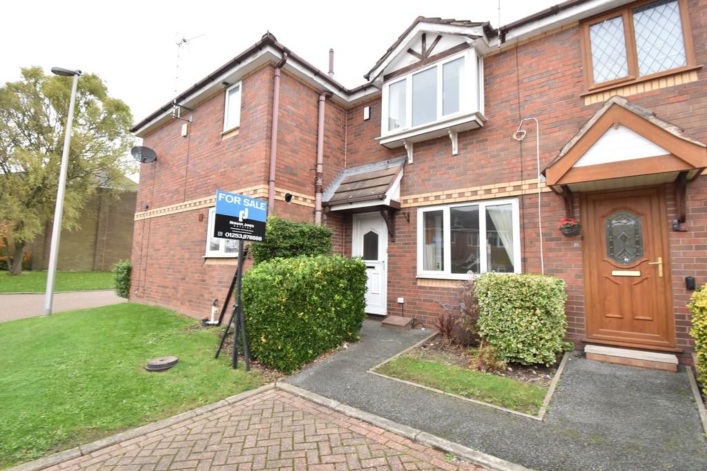 Oakleaf Way, Blackpool,FY4 2 bed mews £90,000