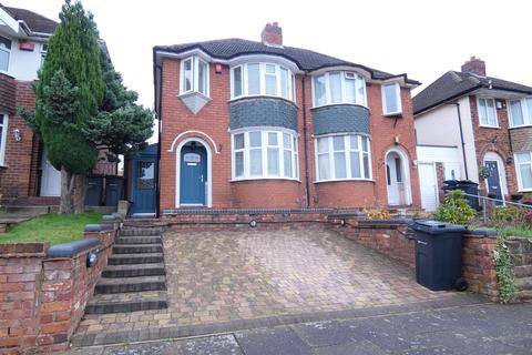 3 bedroom semi-detached house for sale - Yateley Crescent, Great Barr, Birmingham