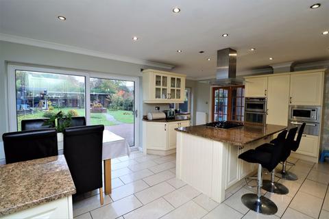 409 Birmingham Road, Walsall, WS5 3NT