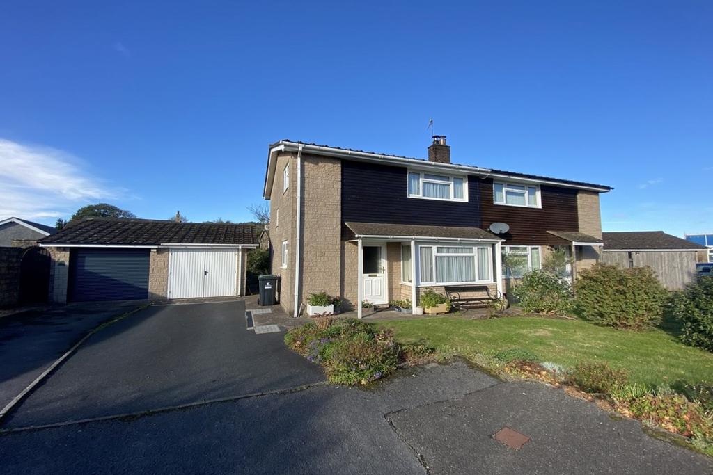 Wern Gifford, Pandy, Abergavenny, NP7 3 bed semidetached house £240,000