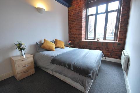 2 bedroom apartment to rent, Cambridge Street, Manchester, M1 5GF
