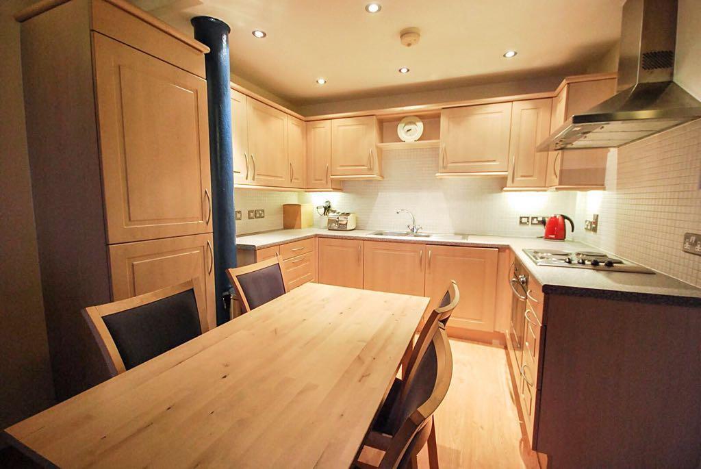 Apartment in Manchester - View 3