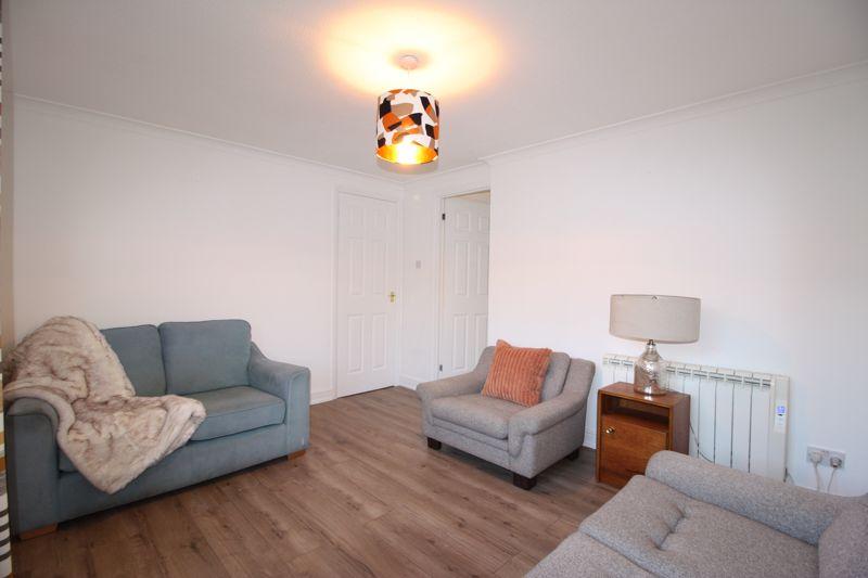 61A Nevis Crescent, Alloa 1 bed apartment £64,000