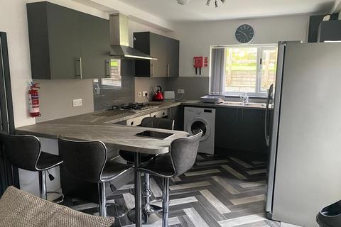 5 bedroom house to rent, Rhondda Street, Mount Pleasant, Swansea