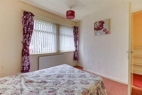 3 Griffe Head Road, Wyke, Bradford, BD12 8QP