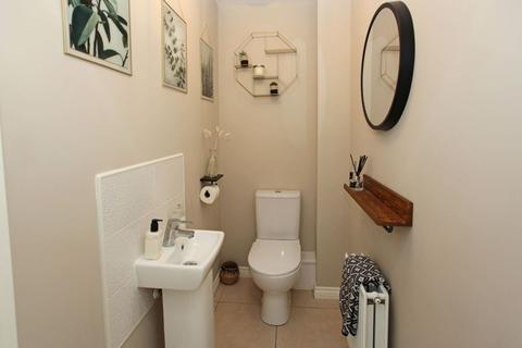 42 Watts Drive, Shifnal, TF11 8FR