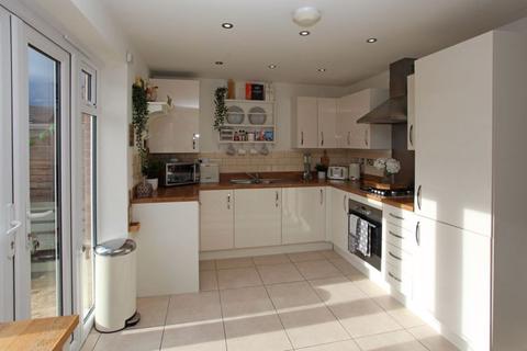 42 Watts Drive, Shifnal, TF11 8FR